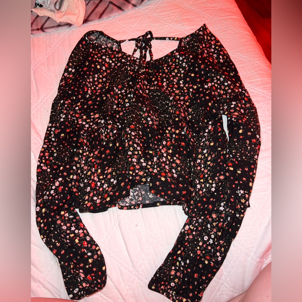 women’s top